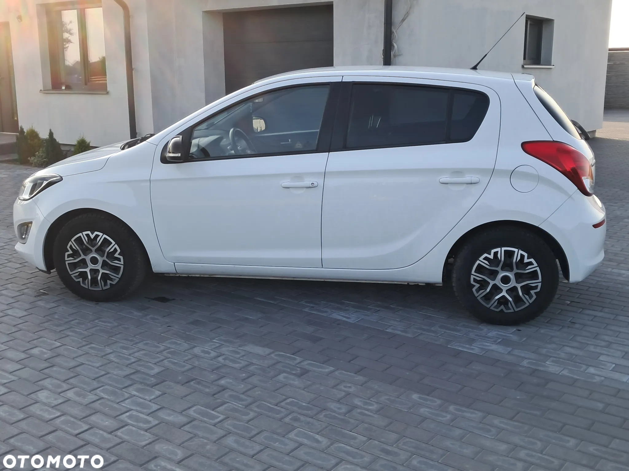 Hyundai i20 1.2 GO - 13