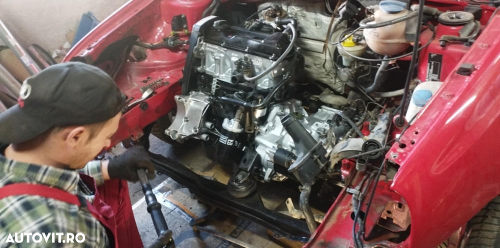 Volkswagen Golf - 27