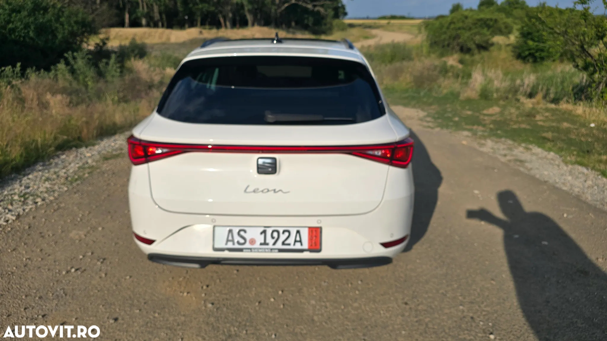 Seat Leon Sportstourer 2.0 TDI DSG Style Edition - 6