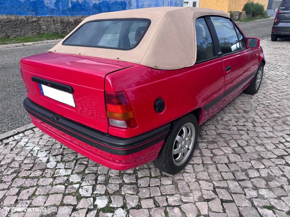 Opel Kadett Cabrio 1.6 - 11