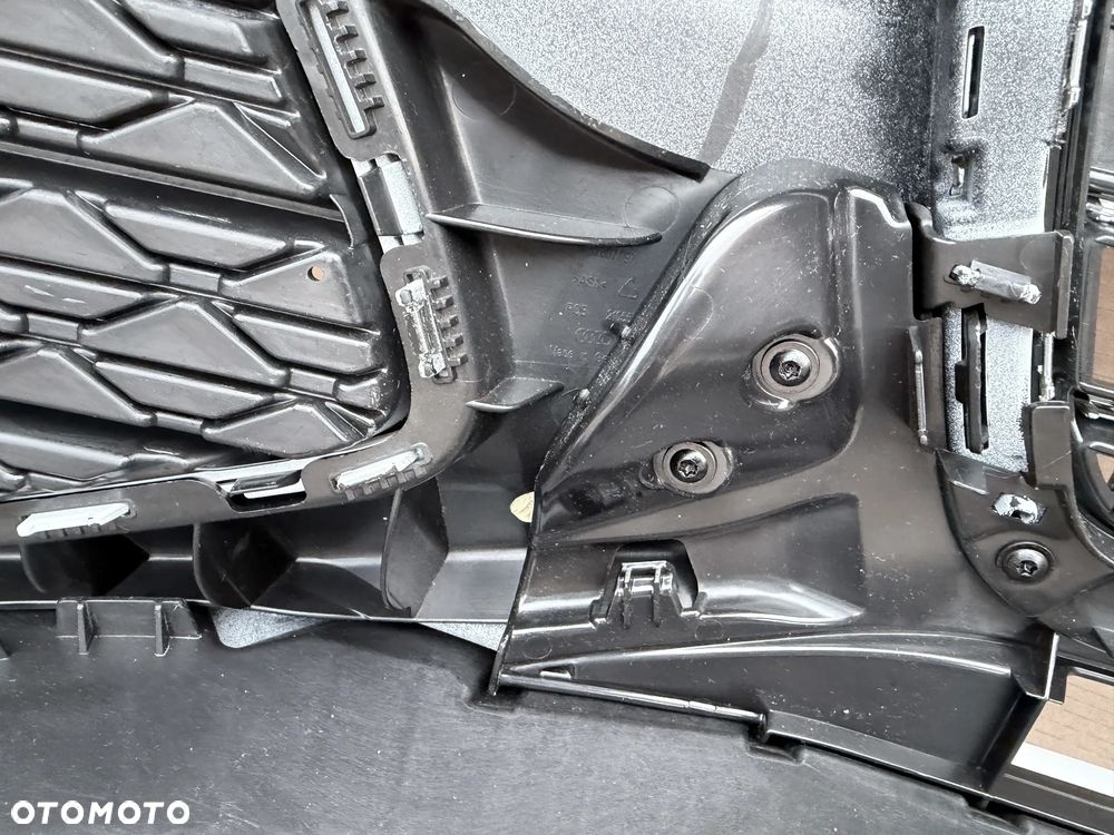Zderzak przedni Audi A6 C8 4K0 - BDB przód Basis 6x PDC - 25