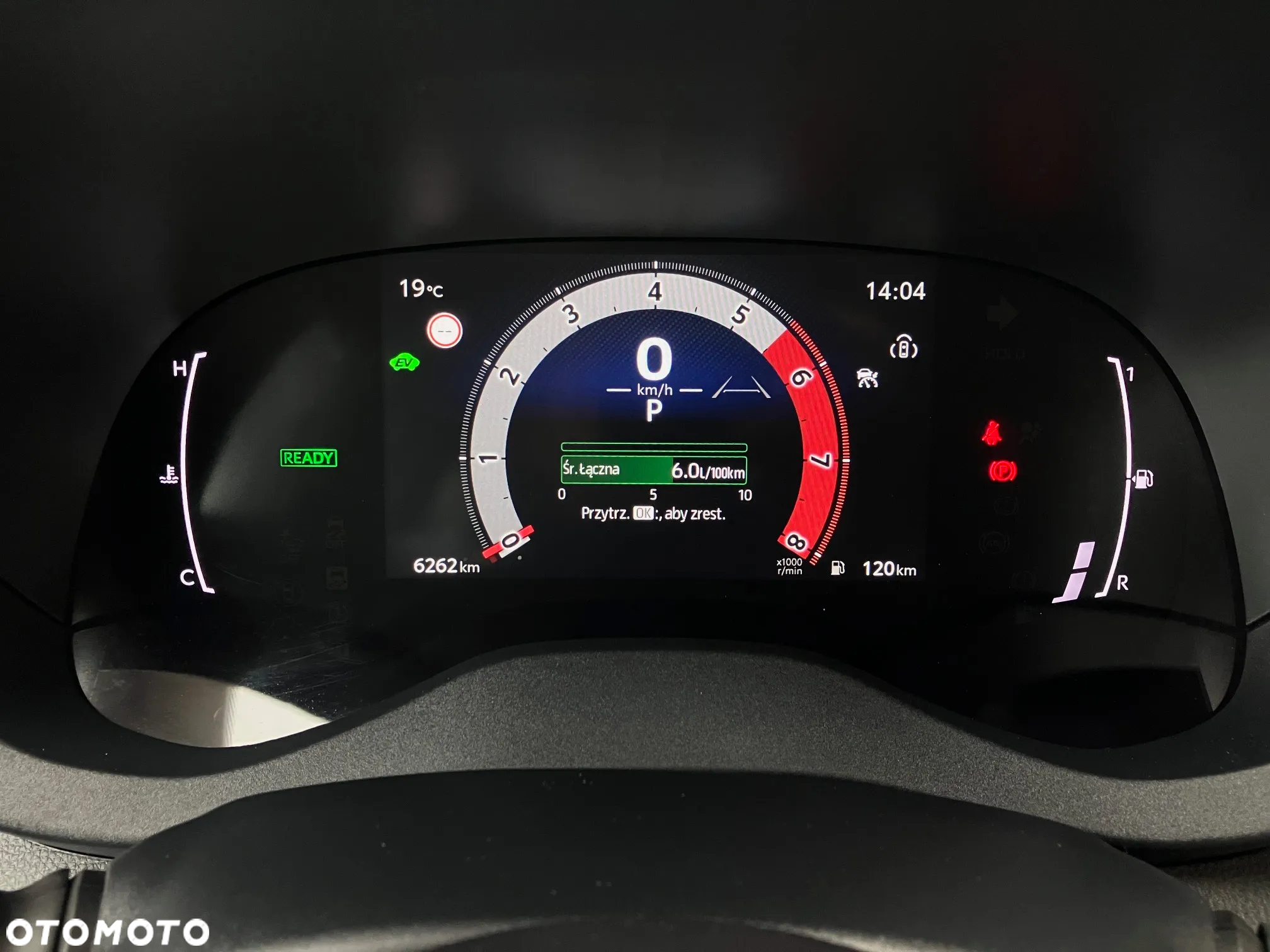 Toyota Yaris Hybrid 1.5 Style - 23