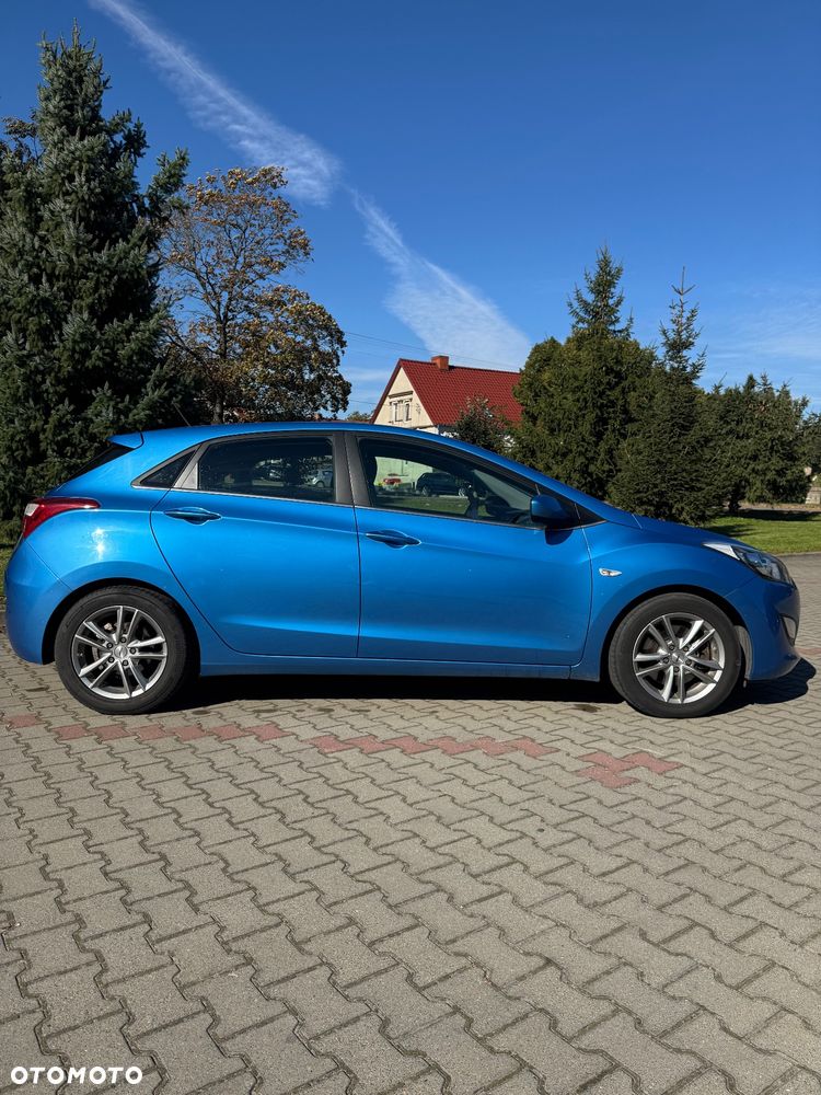 Hyundai i30 1.6 CRDi BlueDrive Comfort - 9
