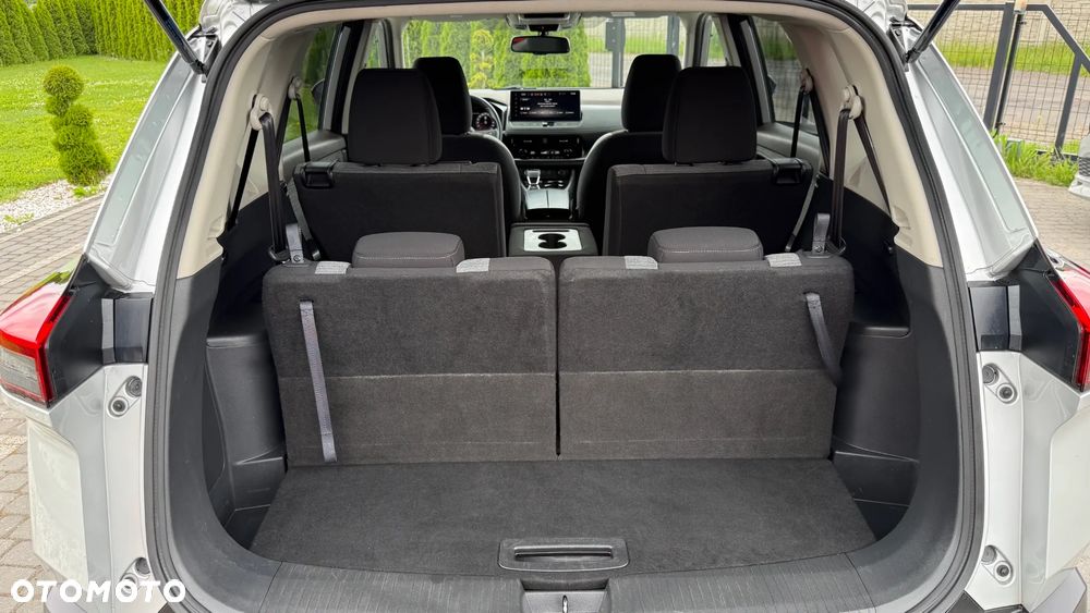 Nissan X-Trail 1.5 VC-T MHEV N-Connecta 2WD Xtronic 7os - 19