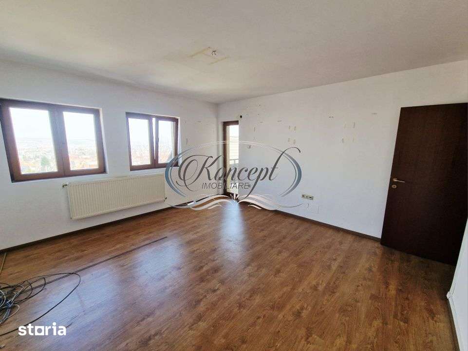 Apartament spatios si cu loc de parcare in Andrei Muresanu — fotografia 1