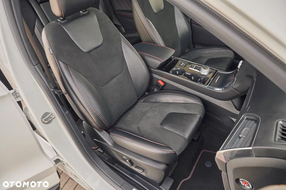 Ford Edge 2.0 EcoBlue Twin-Turbo 4WD ST-Line - 23