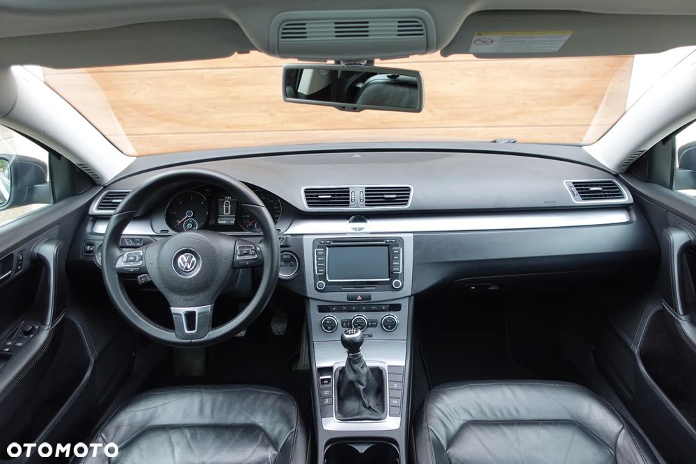 Volkswagen Passat Variant - 7
