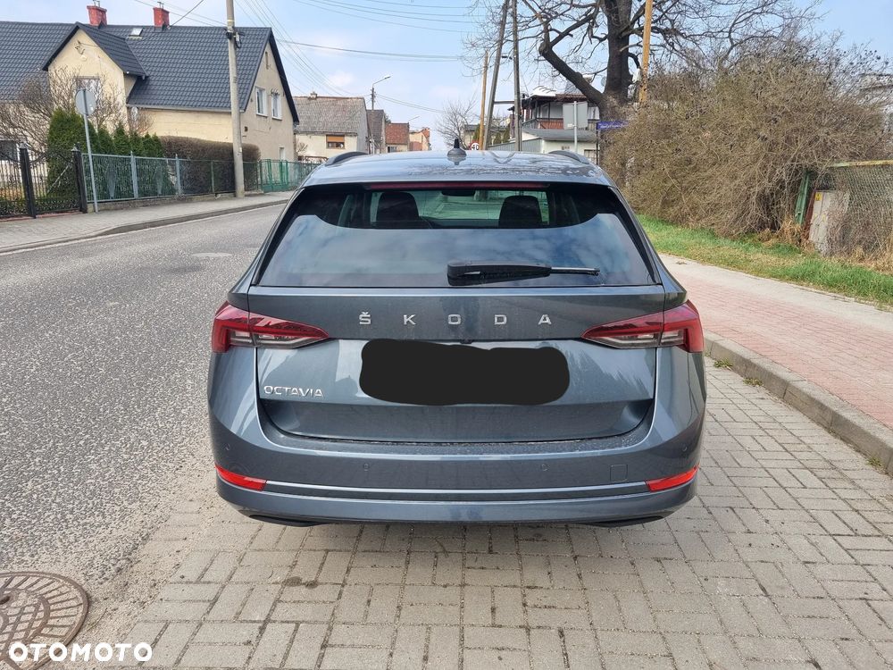 Skoda Octavia 2.0 TDI DSG Exclusive Plus - 10