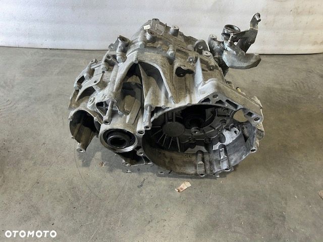 VW T6 T6.1 skrzynia biegów 4-MOTION 4X4 TFC AM6A5009-2 42 tys km 6 biegów - 7