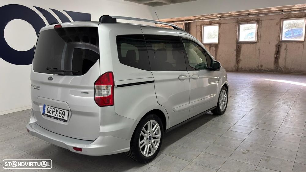Ford Tourneo Courier 1.0 EcoBoost Titanium - 8
