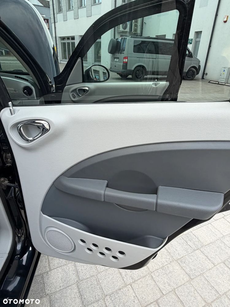 Chrysler PT Cruiser 2.4 Limited - 17