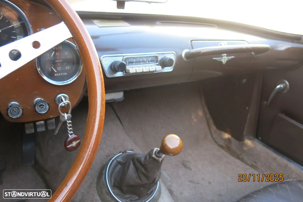 Alfa Romeo Spider - 11