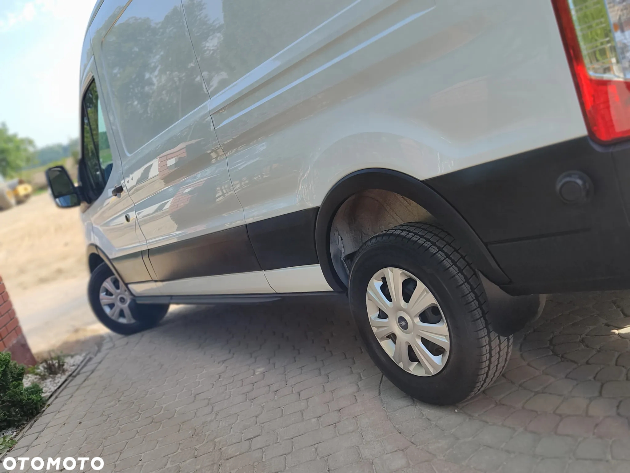 Ford Transit - 11