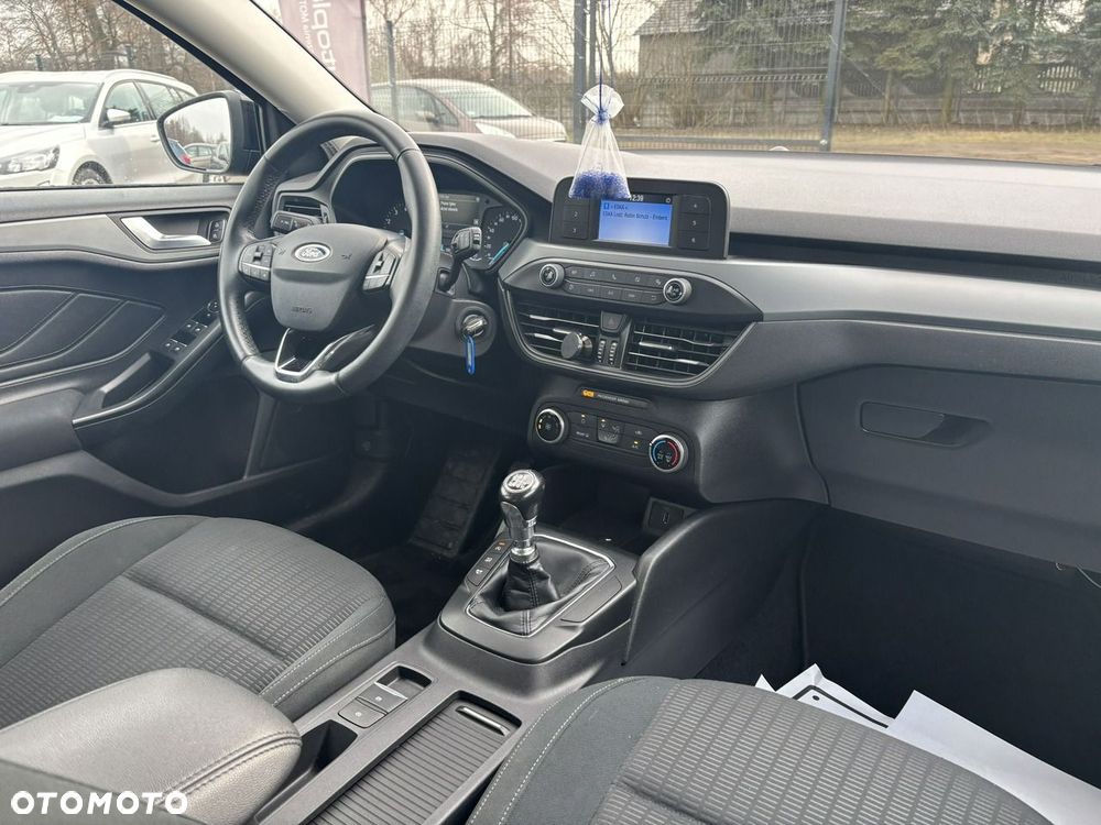 Ford Focus - 21