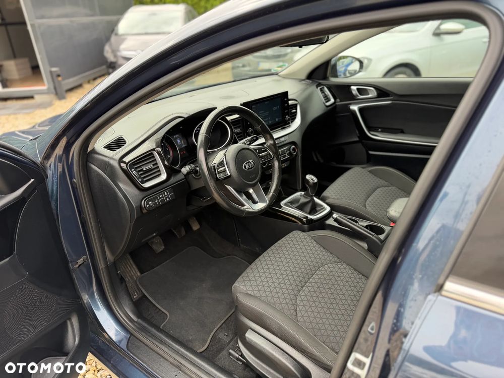 Kia Ceed 1.6 CRDi Platinum Edition - 8
