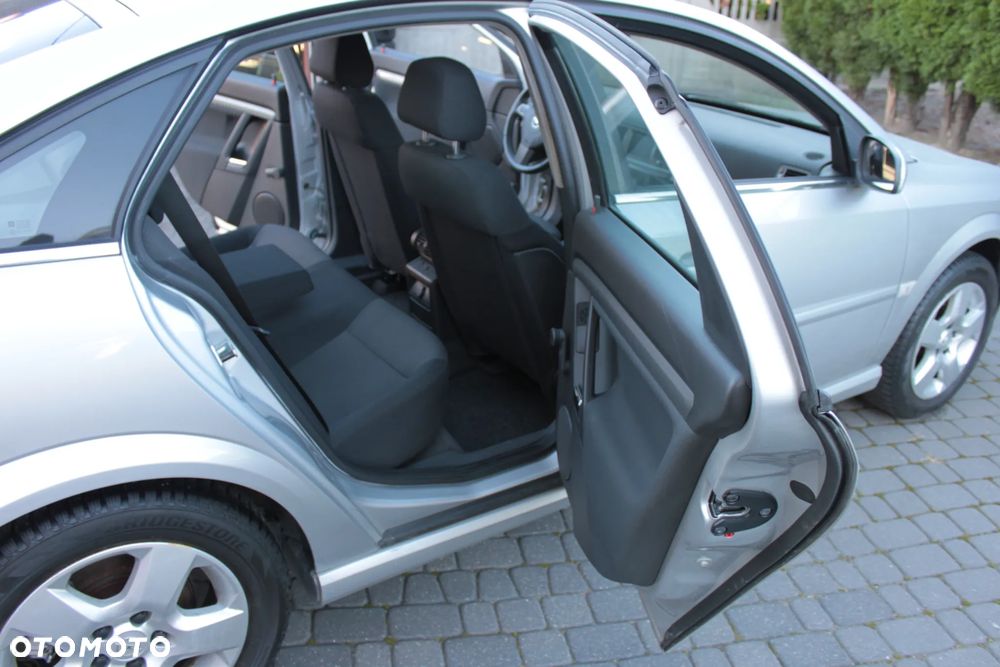 Opel Vectra - 12