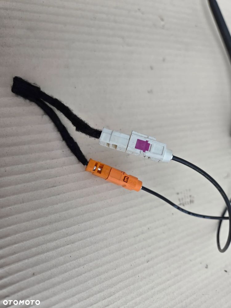 Antena dachowa Peugeot 208 II 9850775480 - 2