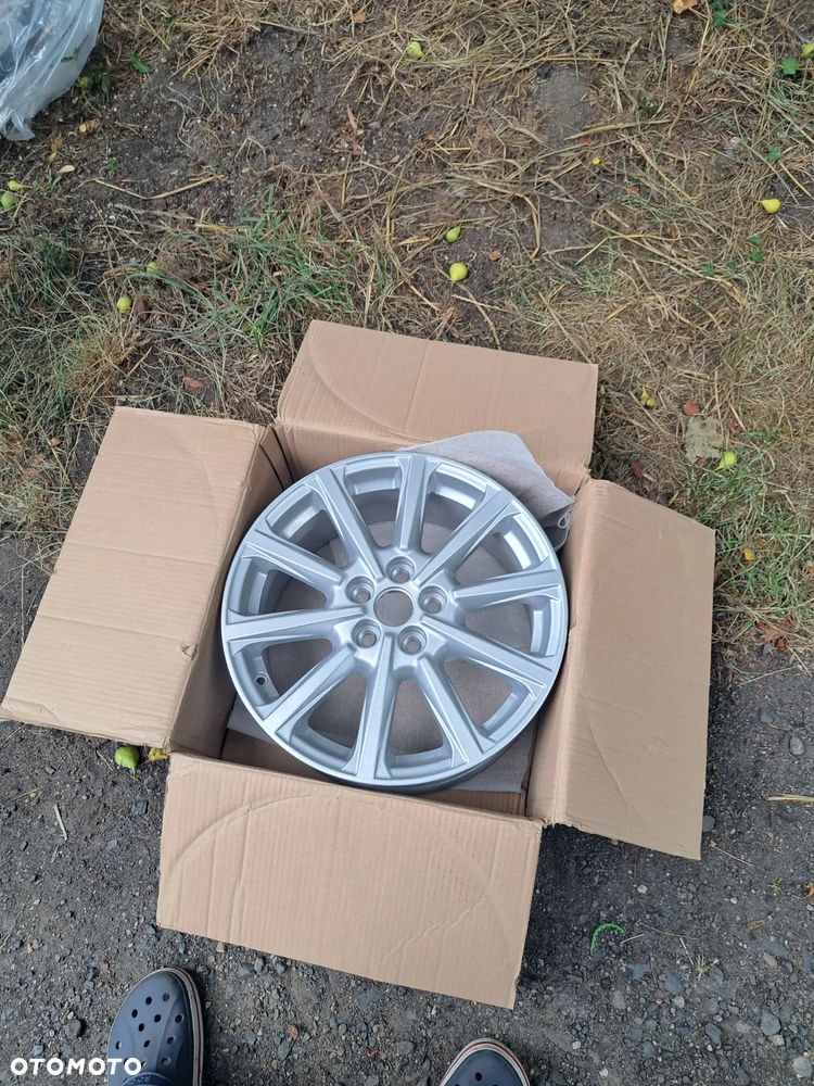 Felga aluminiowa Ford S-Max Galaxy 17 Cali 7.5Jx17H2 ET 55 EM2C-1007-C1A 1889410 - 2