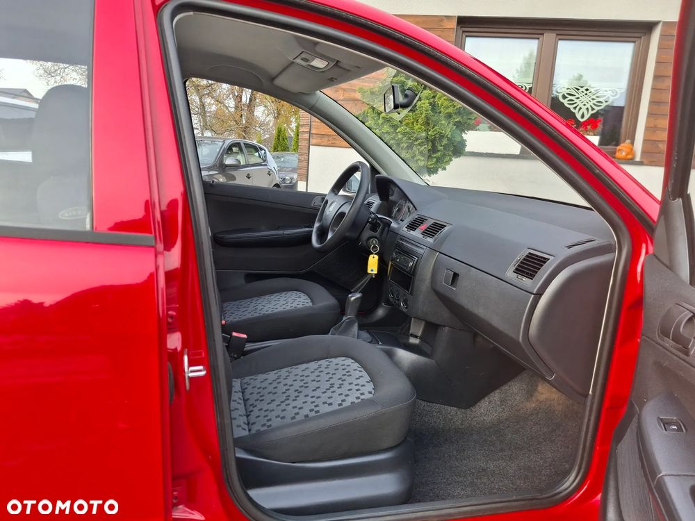 Skoda Fabia 1.2 HTP Comfort - 23