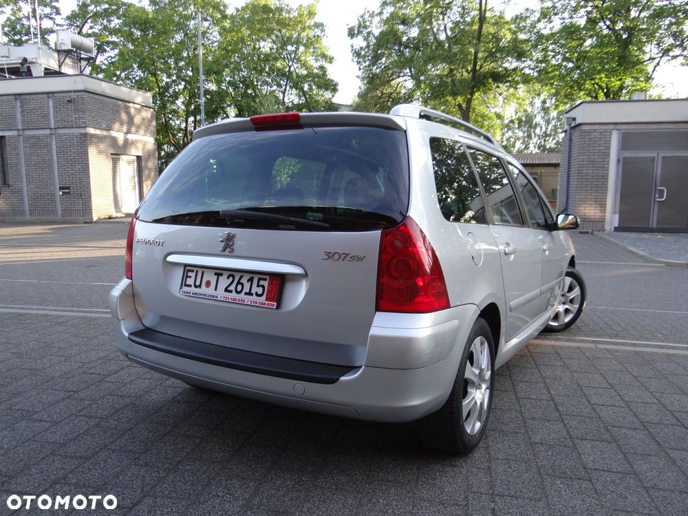 Peugeot 307 SW 110 OXYGO - 6