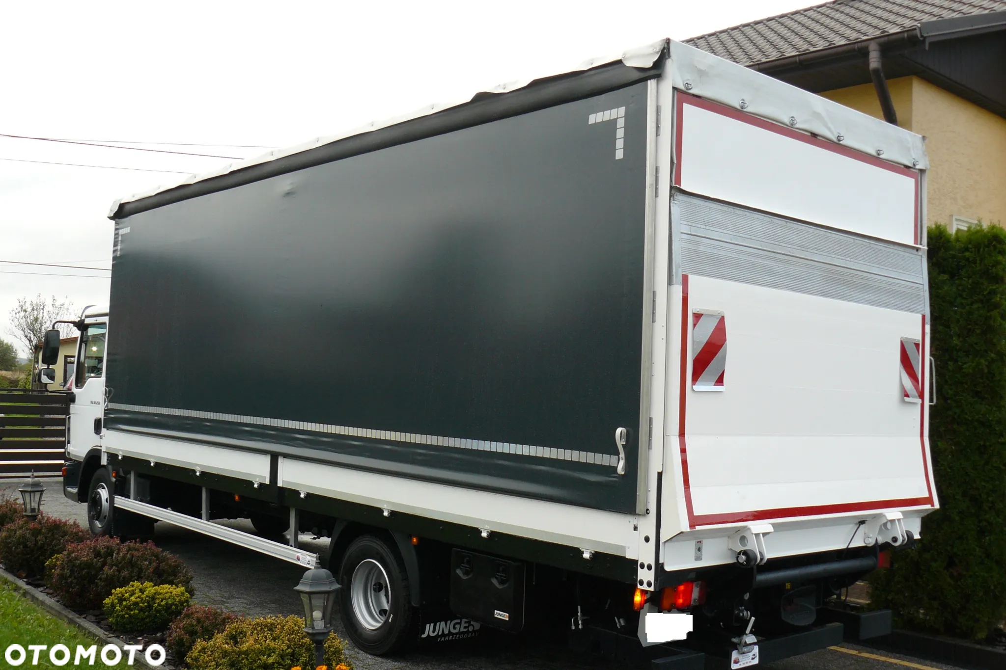 MAN TGL - 9