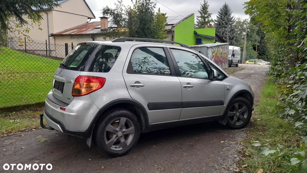 Suzuki SX4 1.9 DDiS 4WD GS / Premium - 2