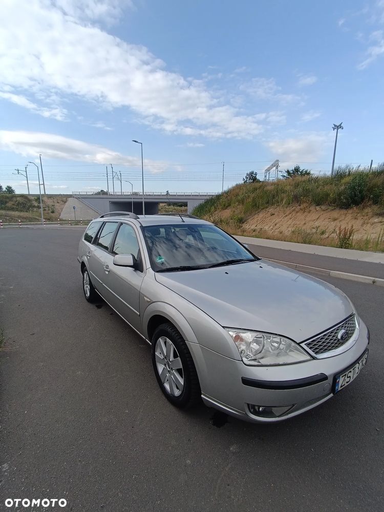 Ford Mondeo 1.8 Ghia - 5