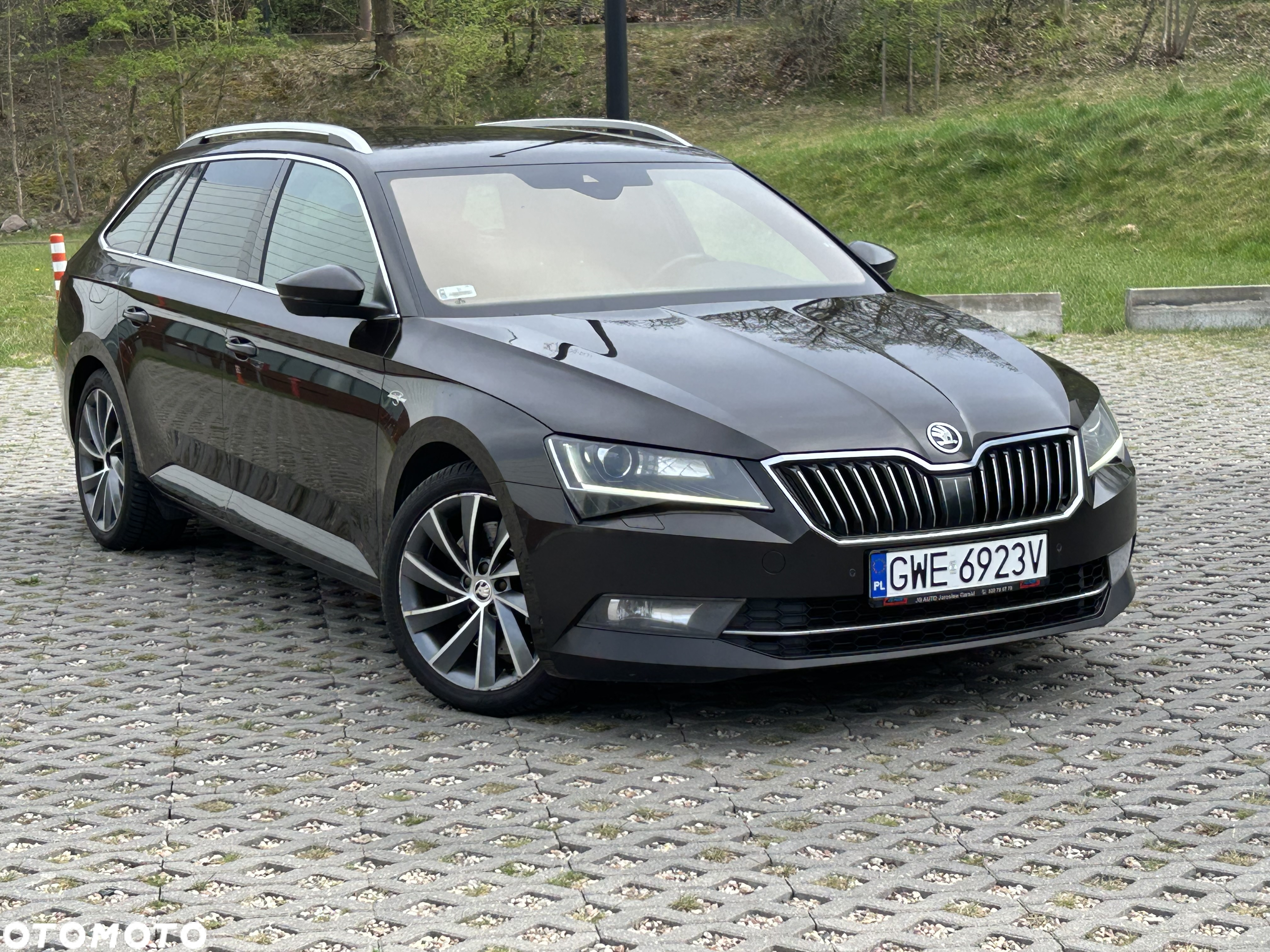 Skoda Superb 2.0 TSI 4x4 L&K DSG - 4