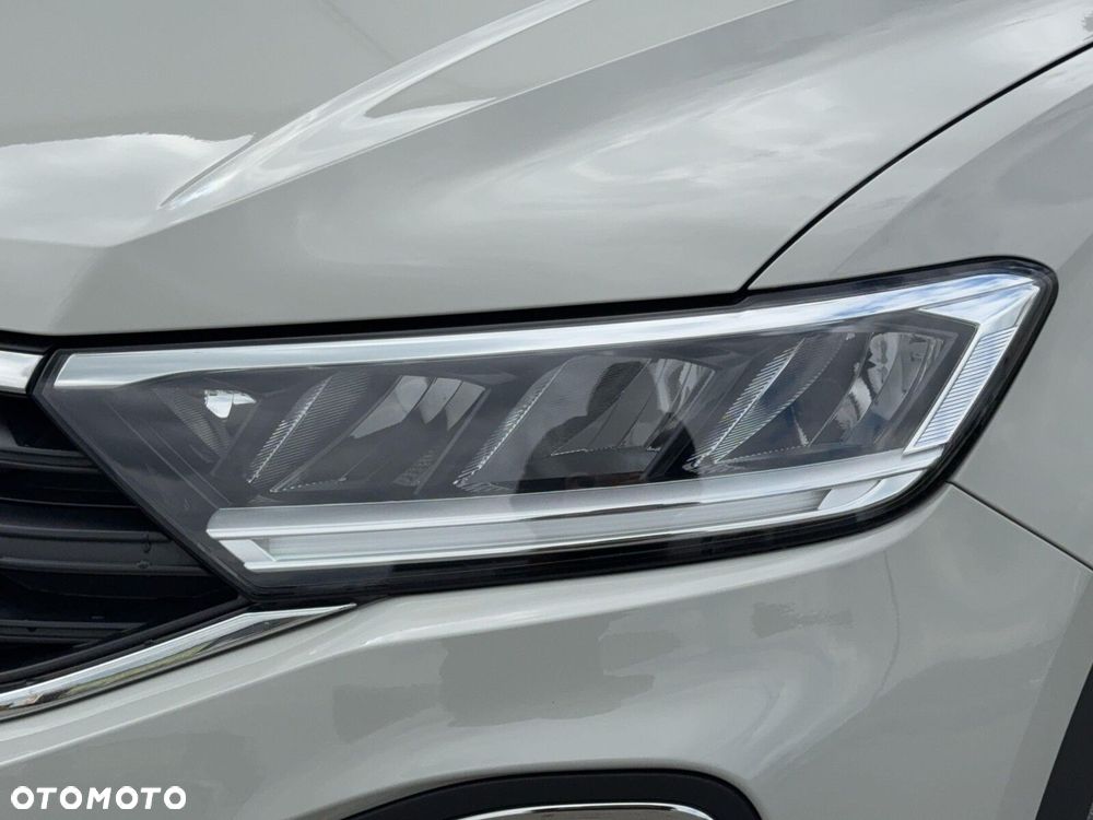 Volkswagen T-Roc - 9