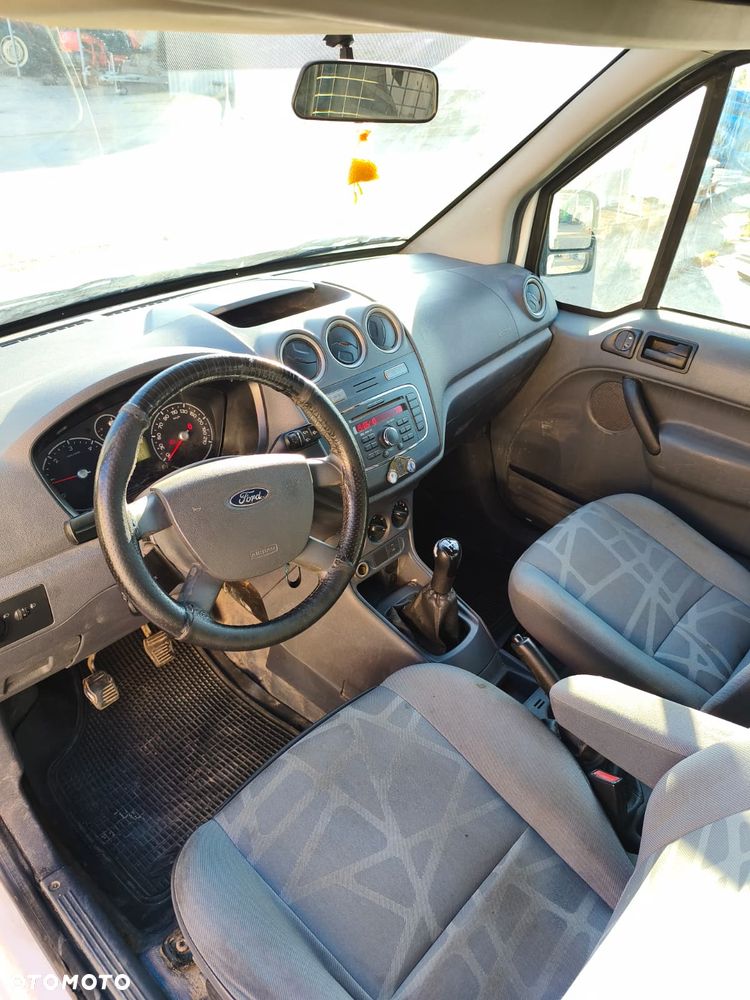 Ford Transit Connect - 10