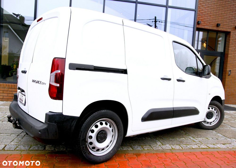 Toyota Proace City - 24