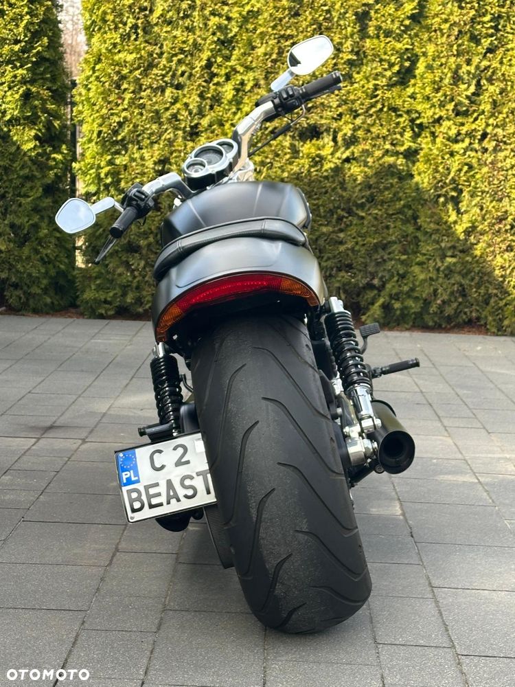 Harley-Davidson V-Rod Muscle - 3