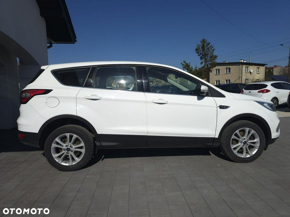 Ford Kuga - 3