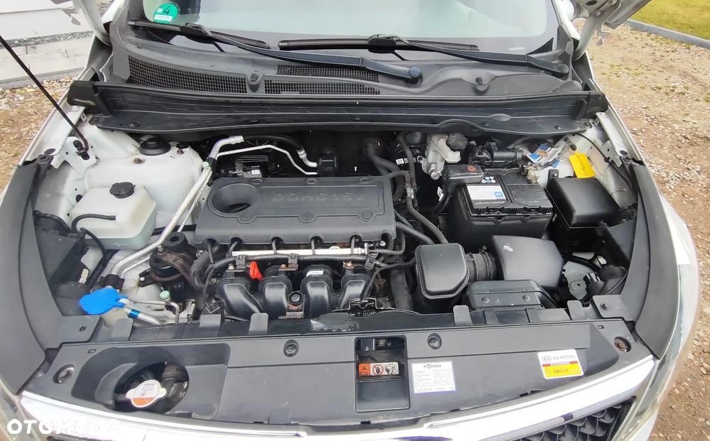 Kia Sportage 2.0 CVVT 2WD Automatik Vision - 20