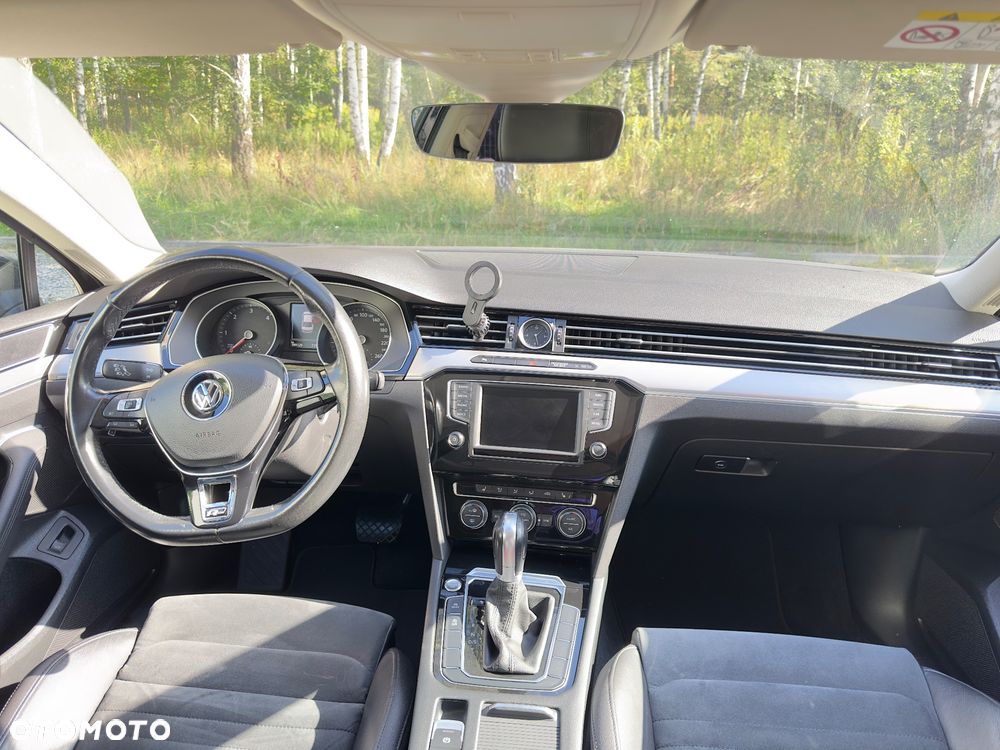 Volkswagen Passat 2.0 TDI BMT Highline DSG - 23