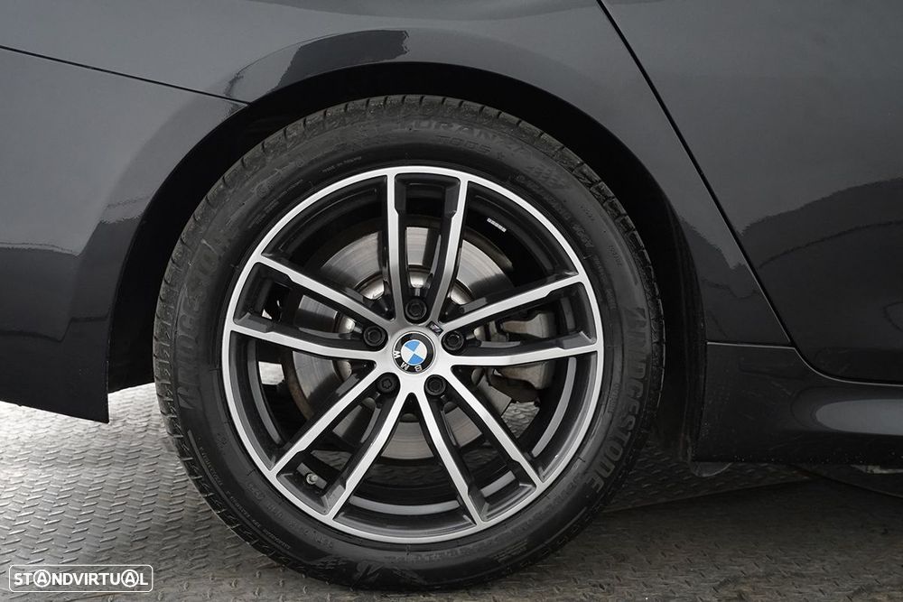 BMW 520 d Pack Desportivo M Auto - 5