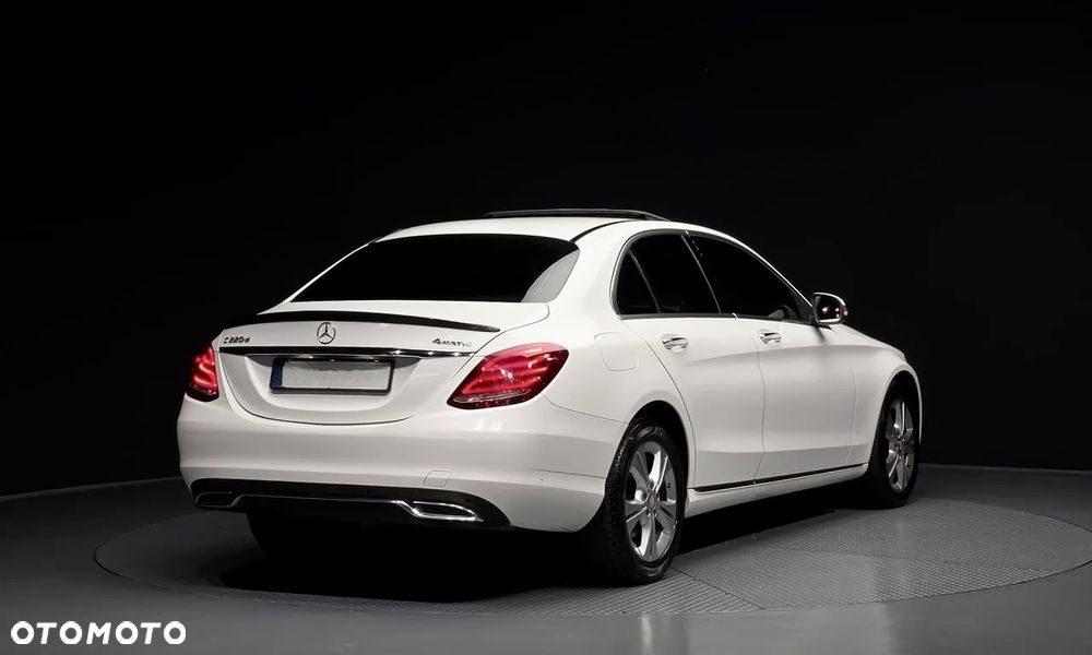 Mercedes-Benz Klasa C 220 d 4MATIC 9G-TRONIC - 4