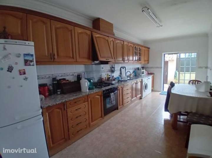 Quarto em moradia Charneca de Caparica - Grande imagem: 5/6