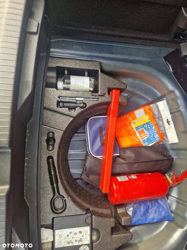 Volkswagen T-Roc - 7