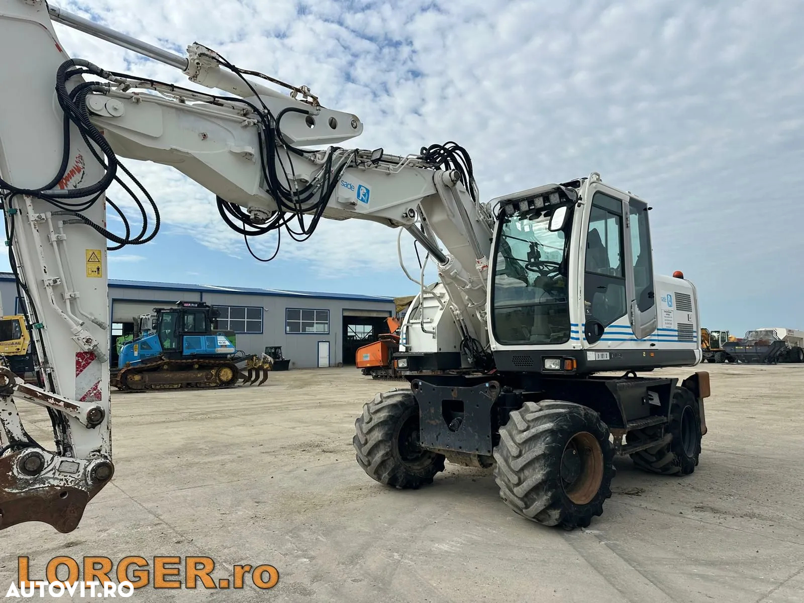 Hitachi ZX 140W-3 - 12