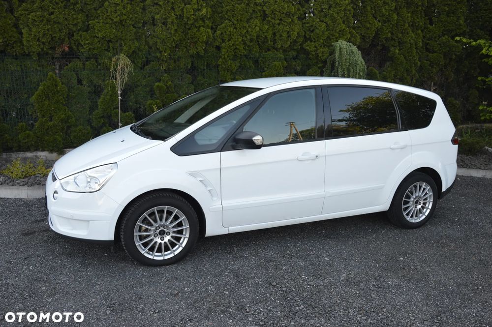 Ford S-Max - 14