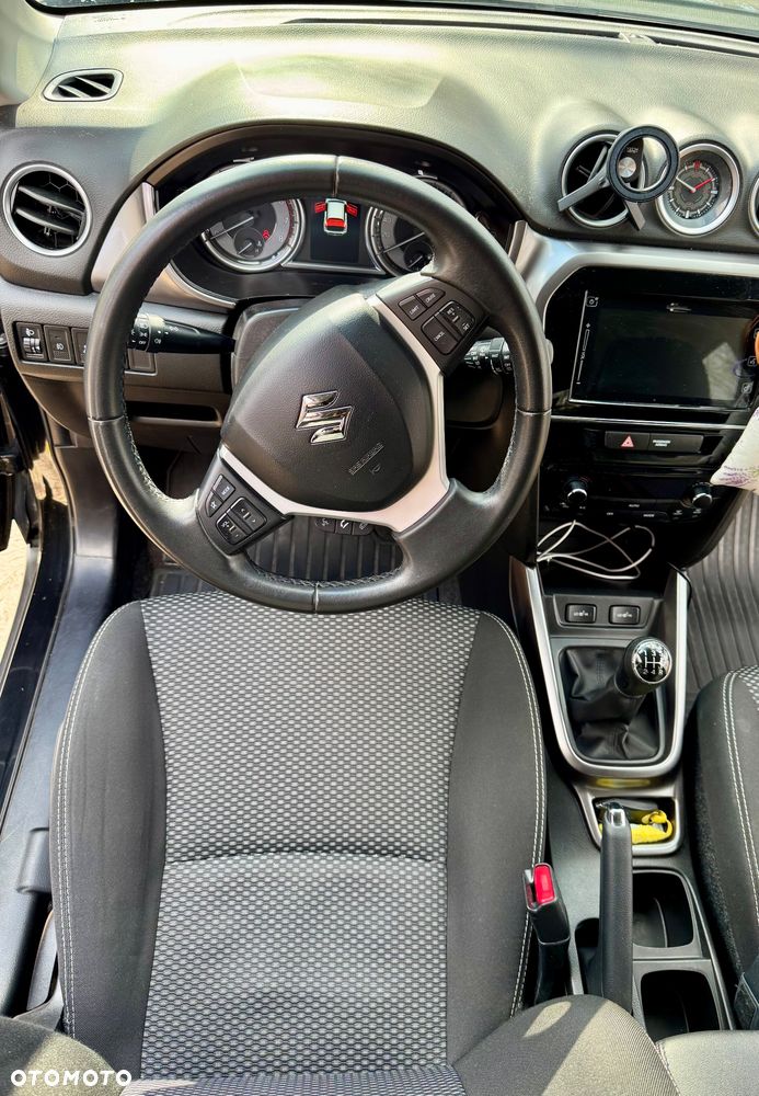 Suzuki Vitara 1.0 Boosterjet Premium 2WD - 5
