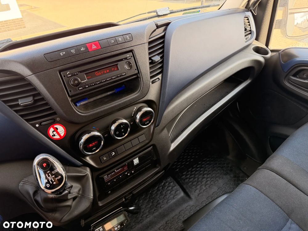 Iveco 70C18 - 9