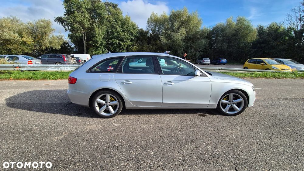 Audi A4 Avant - 9