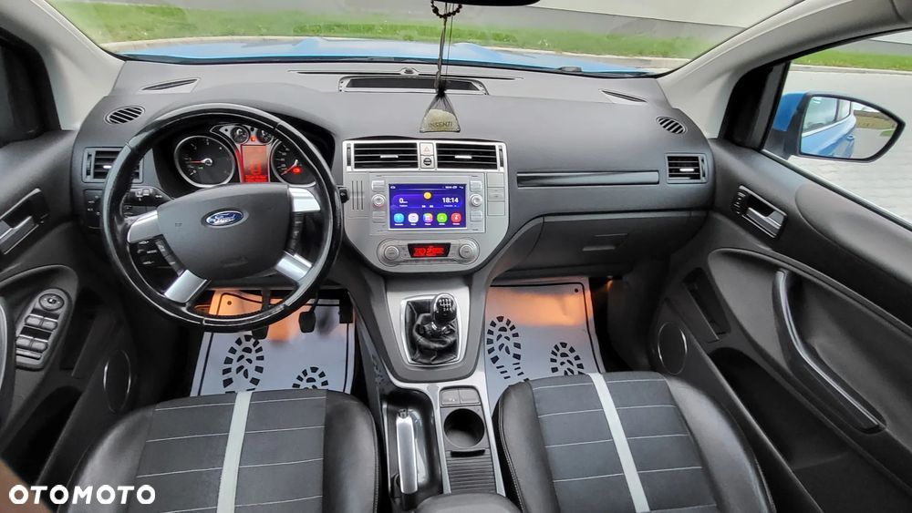 Ford Kuga 2.0 TDCi 4x4 Titanium - 8