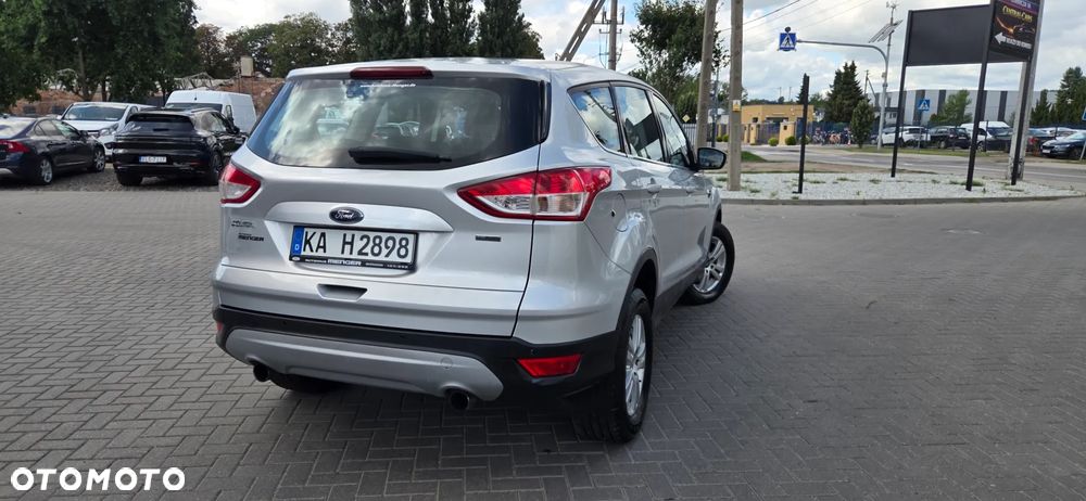 Ford Kuga 1.6 EcoBoost 2x4 Trend - 17