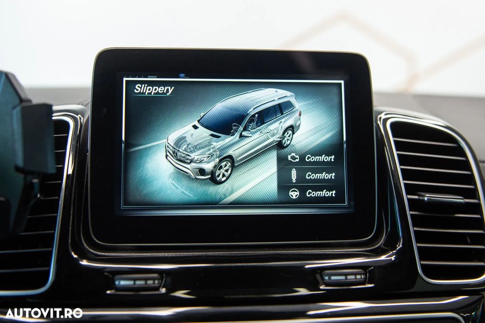 Mercedes-Benz GLS 350 d 4MATIC 9G-TRONIC AMG Line - 24