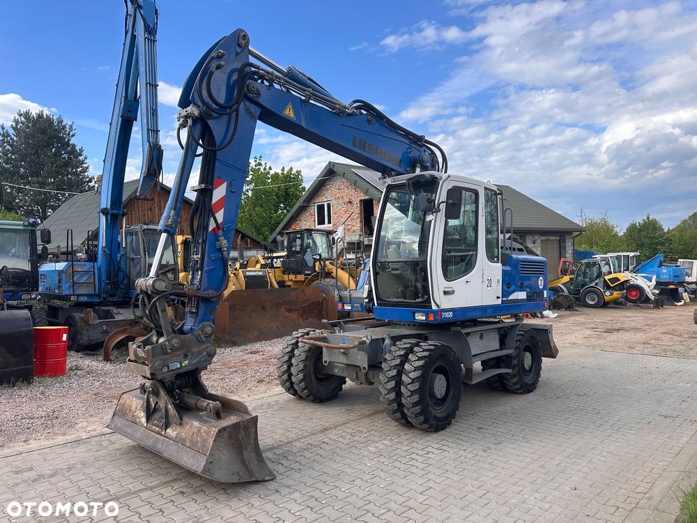Liebherr A 900 C - 7