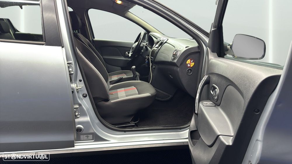 Dacia Sandero 0.9 TCe Stepway - 10