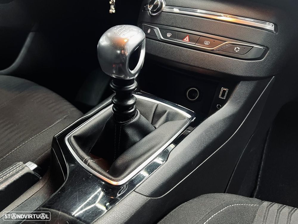 Peugeot 308 1.6 BlueHDi Allure - 25